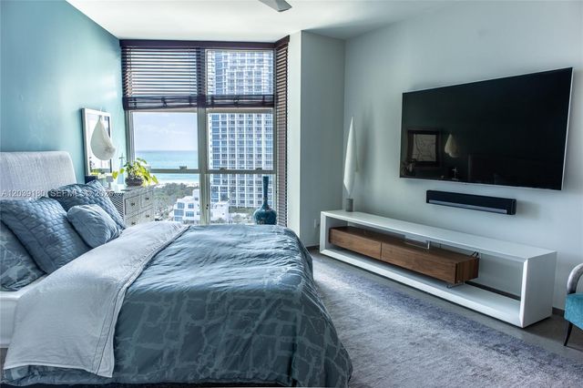 300 S Pointe Dr 1502, Miami Beach, FL 33139