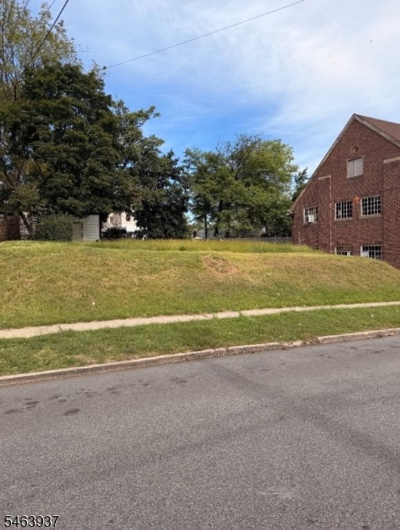 73 Nesbit Ter, Irvington Twp., NJ 07111 — photo 2