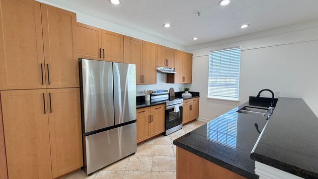 810 3RD Avenue N 78, Lake Worth Beach, FL 33460