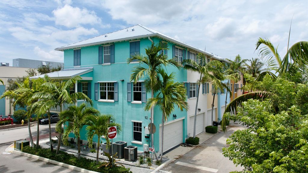 810 3RD Avenue N 78, Lake Worth Beach, FL 33460