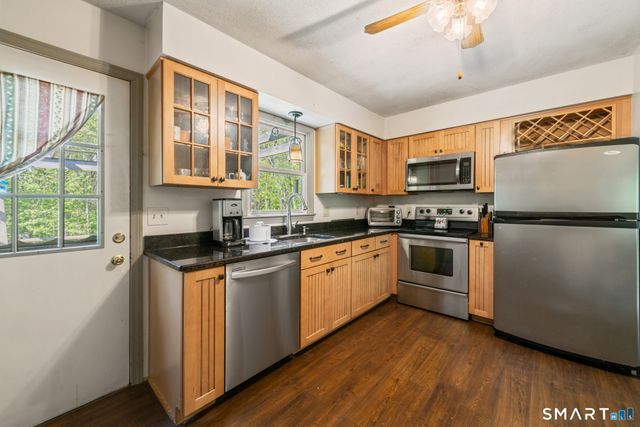 45 Elaine Drive, Southbury, CT 06488