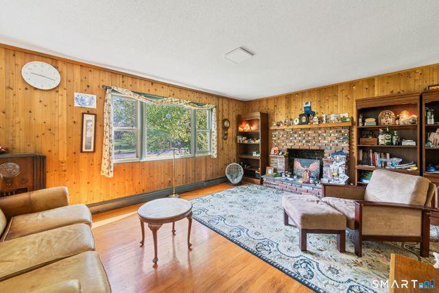 45 Elaine Drive, Southbury, CT 06488