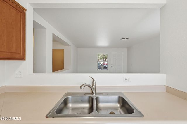 11813 W DAHLIA Drive, El Mirage, AZ 85335