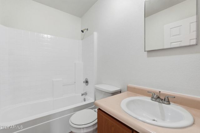 11813 W DAHLIA Drive, El Mirage, AZ 85335