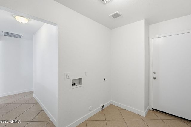 11813 W DAHLIA Drive, El Mirage, AZ 85335