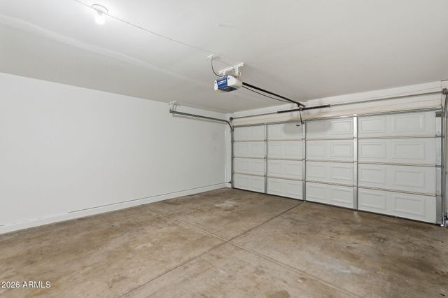 11813 W DAHLIA Drive, El Mirage, AZ 85335