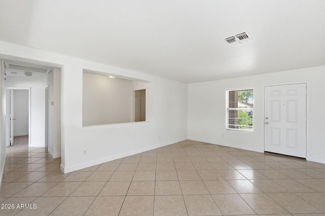 11813 W DAHLIA Drive, El Mirage, AZ 85335