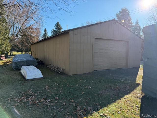 4467 Kings Mill Road, North Branch, MI 48461