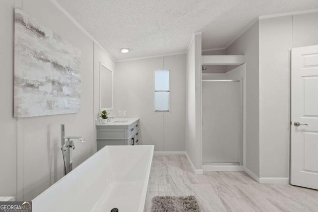 67 Forest Lake Circle Road, Pendergrass, GA 30567