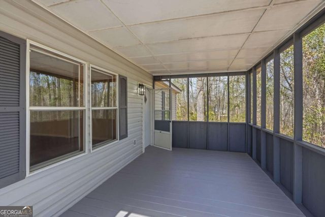 67 Forest Lake Circle Road, Pendergrass, GA 30567