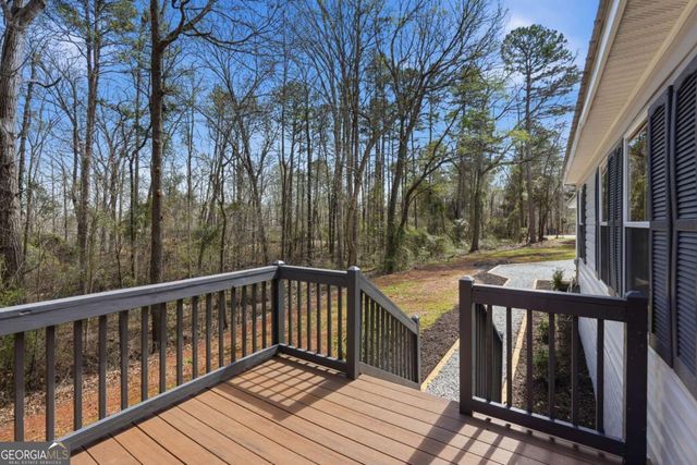 67 Forest Lake Circle Road, Pendergrass, GA 30567