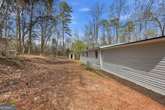 67 Forest Lake Circle Road, Pendergrass, GA 30567