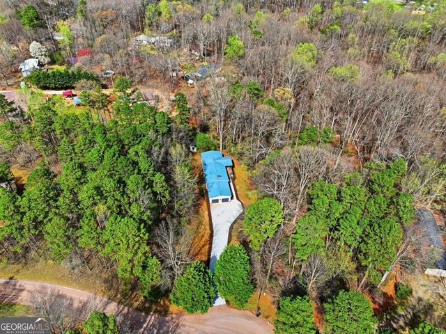 67 Forest Lake Circle Road, Pendergrass, GA 30567