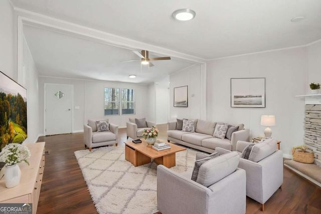 67 Forest Lake Circle Road, Pendergrass, GA 30567