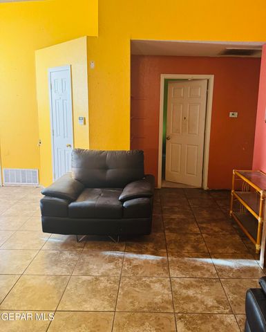 1228 Colina De Oro Street, Horizon City, TX 79928