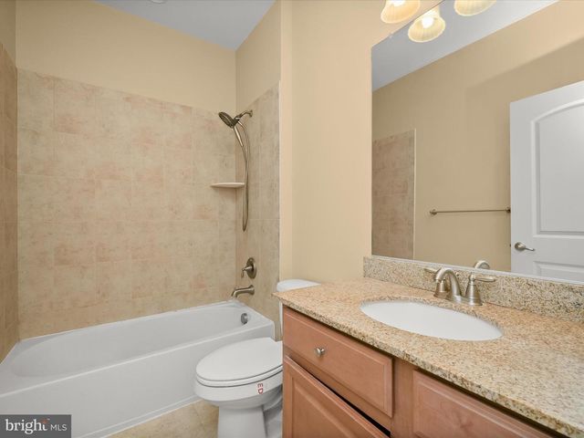 4951 COLLINGTONS BOUNTY DR, Bowie, MD 20720