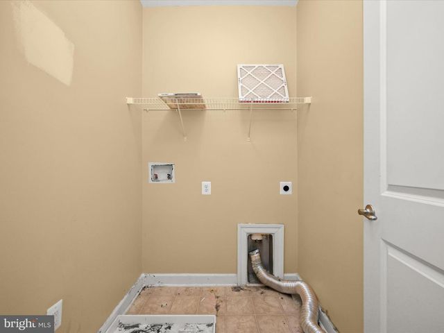 4951 COLLINGTONS BOUNTY DR, Bowie, MD 20720