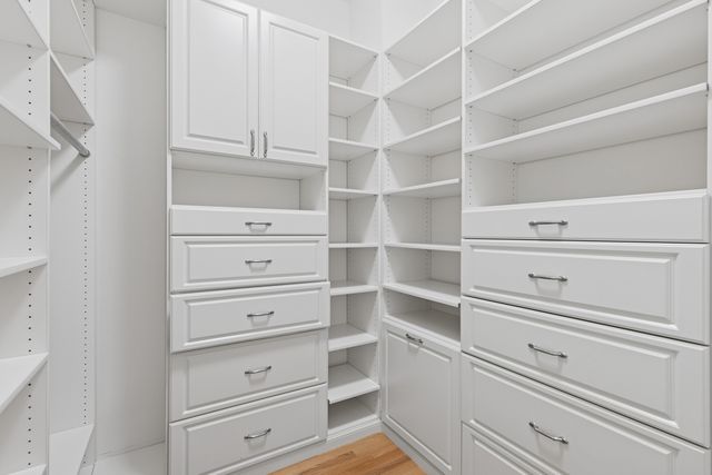 1570 Elmwood Avenue 1504, Evanston, IL 60201