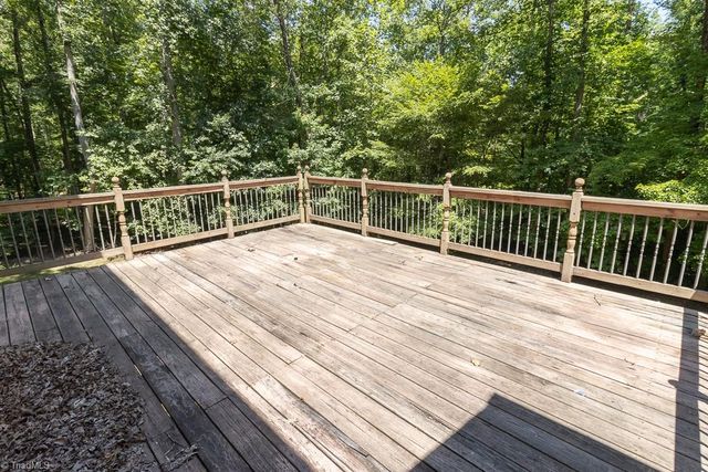 7560 Strawberry Road, Summerfield, NC 27358