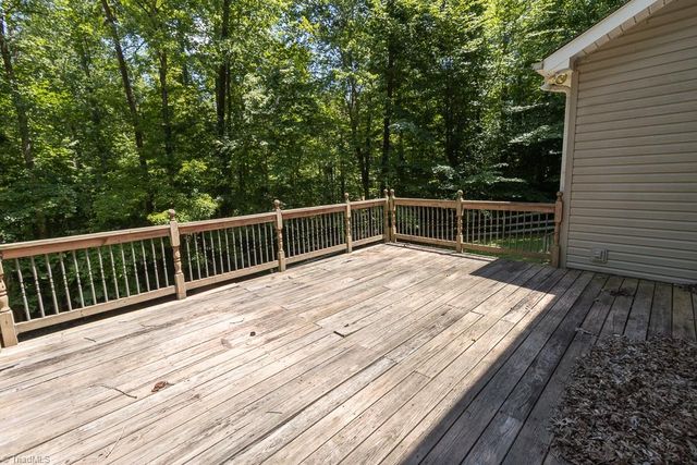 7560 Strawberry Road, Summerfield, NC 27358
