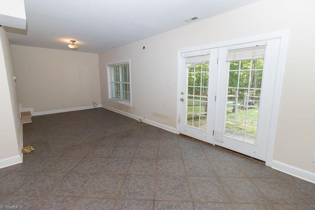 7560 Strawberry Road, Summerfield, NC 27358