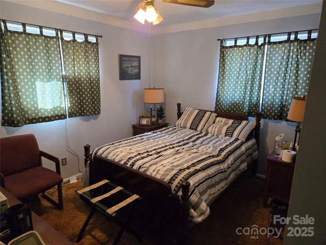 211 Holly Mountain Lane, Fletcher, NC 28732