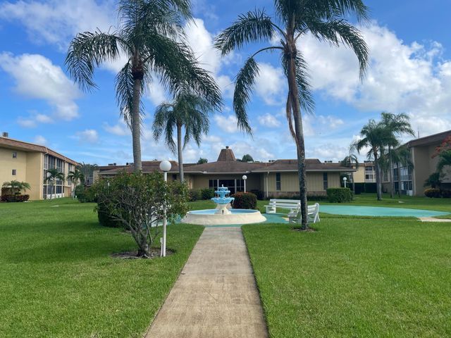500 Village Green Circle W 214, Palm Springs, FL 33461