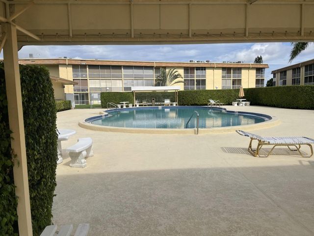 500 Village Green Circle W 214, Palm Springs, FL 33461