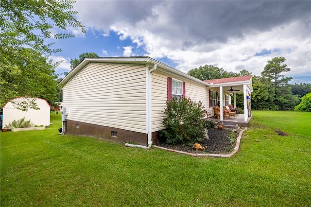 164 Peachtree Lane, Seneca, SC 29678