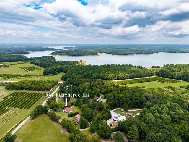 164 Peachtree Lane, Seneca, SC 29678