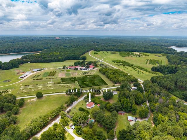 164 Peachtree Lane, Seneca, SC 29678
