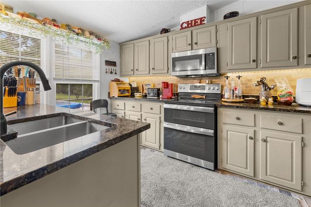 164 Peachtree Lane, Seneca, SC 29678
