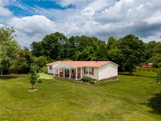 164 Peachtree Lane, Seneca, SC 29678