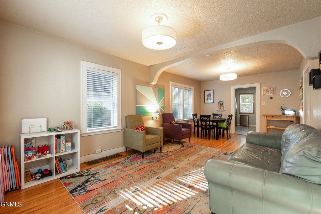 920 10th Street, Bismarck, ND 58501 photo 5