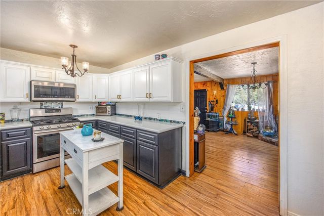 2164 Outer Hwy 2 Highway S, Wrightwood, CA 92397