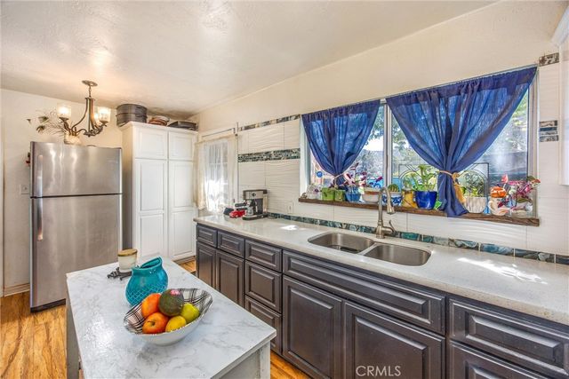 2164 Outer Hwy 2 Highway S, Wrightwood, CA 92397