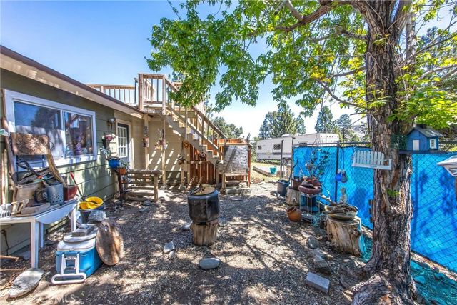 2164 Outer Hwy 2 Highway S, Wrightwood, CA 92397