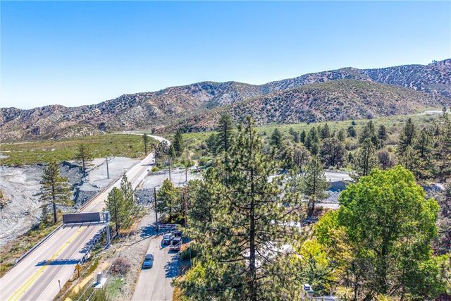 2164 Outer Hwy 2 Highway S, Wrightwood, CA 92397