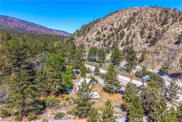 2164 Outer Hwy 2 Highway S, Wrightwood, CA 92397