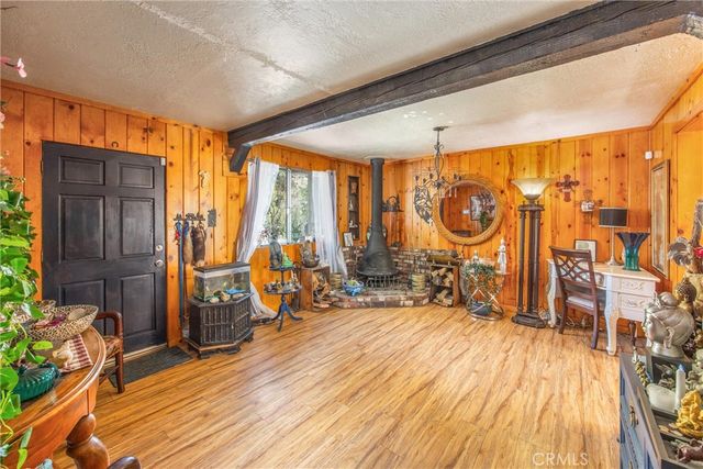 2164 Outer Hwy 2 Highway S, Wrightwood, CA 92397