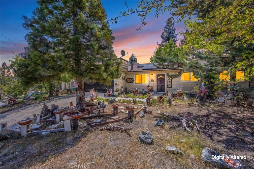 2164 Outer Hwy 2 Highway S, Wrightwood, CA 92397