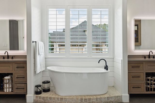 4644 Lake Breeze Drive, Mckinney, TX 75071