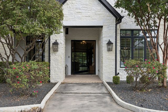 4644 Lake Breeze Drive, Mckinney, TX 75071