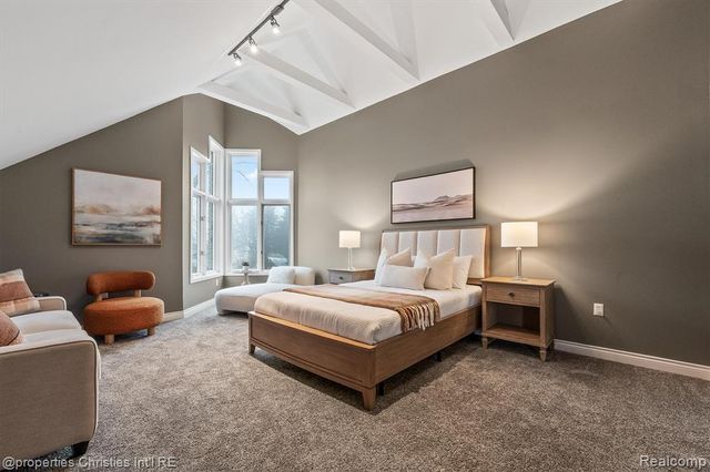 4912 Oakwood Court, Commerce Twp, MI 48382