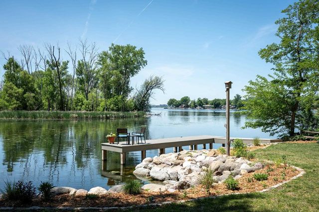 6201 Winnequah Road, Monona, WI 53716