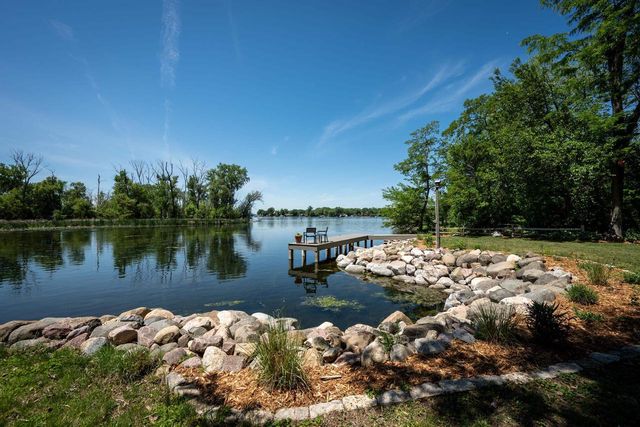 6201 Winnequah Road, Monona, WI 53716
