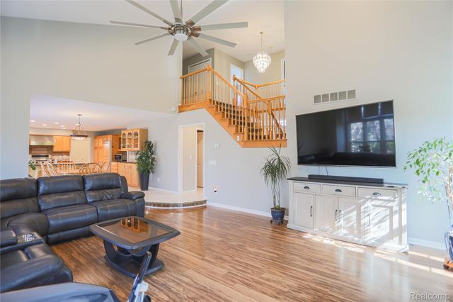 46349 Coachwood Drive, Shelby Charter Township, MI 48315