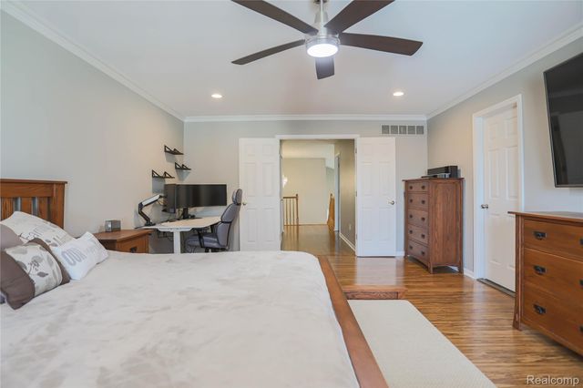 46349 Coachwood Drive, Shelby Charter Township, MI 48315