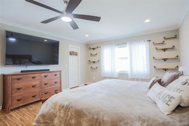 46349 Coachwood Drive, Shelby Charter Township, MI 48315