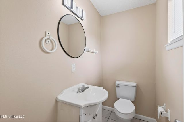 3815 Pineview Drive, Pascagoula, MS 39581